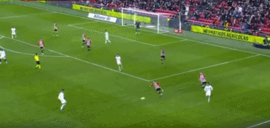 19岁107天，海文是曼联队史英超打入乌龙球最年轻的球员